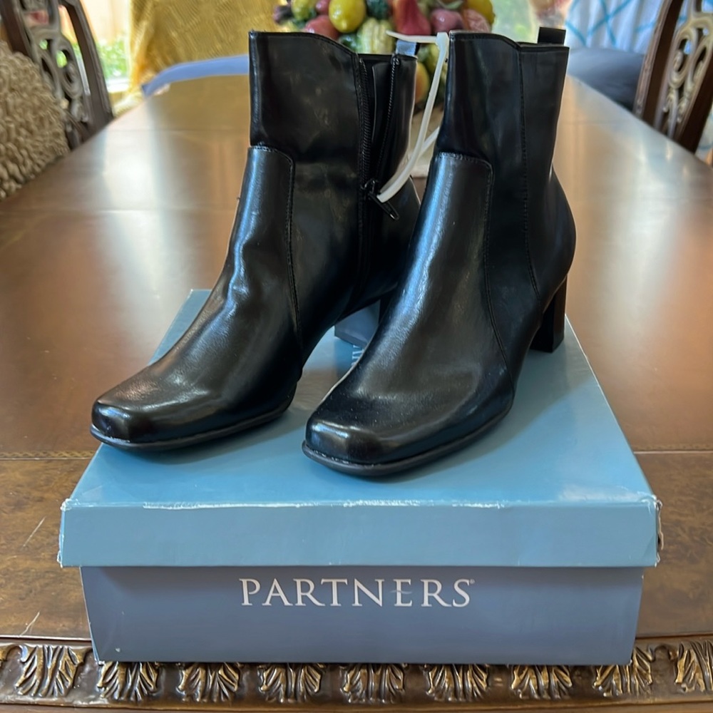 Partners boots NWT ( Box )